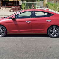 النترا 2017 أمريكي حادثها جاملغ و باب السايق  وبيها بارد بالباب وره ال...