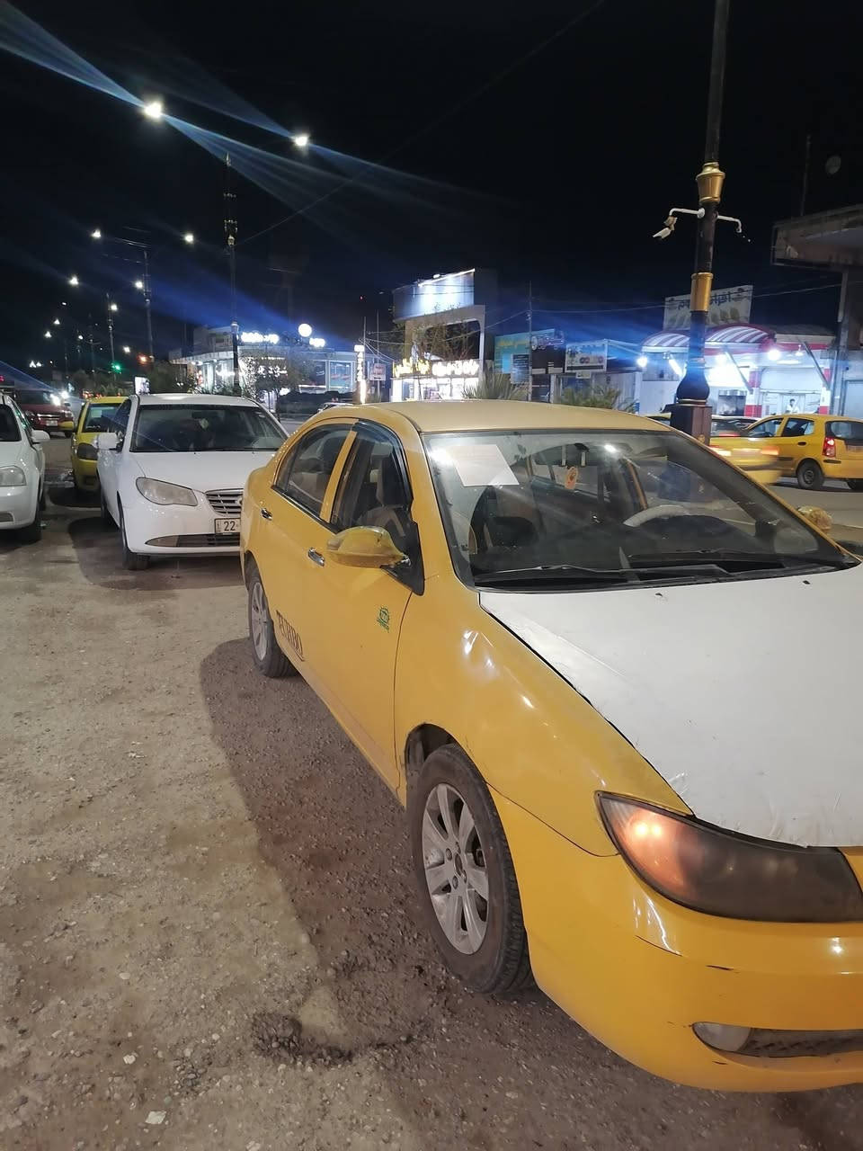 سلام عليكم ورحمة الله وبركاتة 
سيارة ليفان 620 للبيع 
سيارة جاهزة مابيها شي يعني كبل تحرك 
بيها ظرر ب دوسة وهلال خلف سائق فقط 
محرك و كير شرط مكفول 
سيارة كابون.(يعني كارت بانزين خاص ب محافظة نينوى) 
صاحبها شرعي موجود ب موصل 
تريد وكالة او تحوير 
غرامات تنزل من سعر سيارة 
وبخصوص هيئة مطلوبة تقريباً مو متاكد 180 الف
بخصوص السعر ادفعلي سعر فادني نتفق بعد ما اشوفة وتفحص سيارة


**إذا كنت صاحب هذا الإعلان وتريد حذفه لأي سبب، رجاءا أرسل رسالة إلى الدعم الفني**