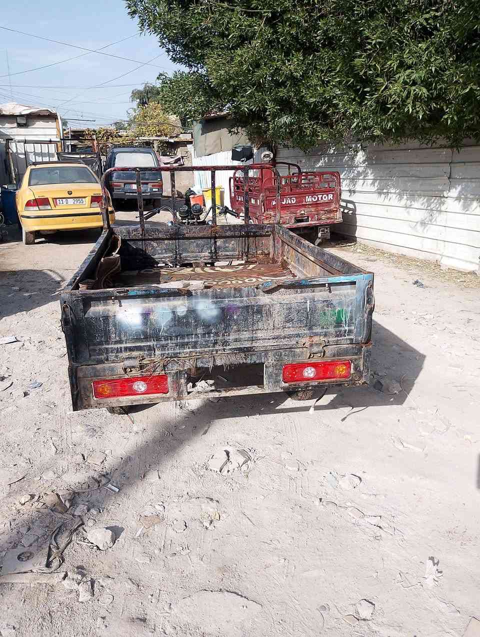 السلام عليكم ستوته دايوان 2014 اوراق تعبانه السعر 400 مكينه بيعه تبخير العنوان بغداد  حي العامل موبايل *********** مو شراي ليكسر بيهه تحياتي للجميع والشراي يتصل
