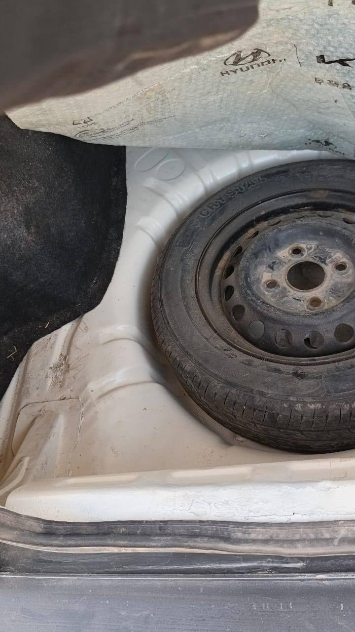 السلام عليكم سايبأ موديل 2011
السنويه 27 عليها ميت الف)+ كير ومحرك وحداده وتخم تاير

خير من الله التبريد شغال التدفئه شغاله ترايها يخبل لاضربه

ولا تبديل الشواصي بوضع الشركه سليمات ويخبلن) ))) 

تخبل السياره مال جناي وبسعر مناسب(30) وبيها مجال

العنوان ميسان العماره الهاتف ***********) ***********
