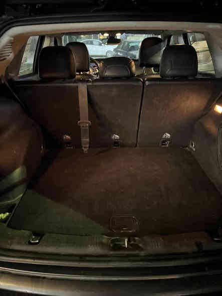 السلام عليكم جيب كومباس موديل 2018 كلين مواصفات بصمة تحكمات فول ستيرن شاشة كشن كهرباء ترحيب كامرة حساسات السيارة كير مكينة صدر ضهر كهربائيات كلة شركة محرك 2400 المرغوب 
رقم بغداد بأسمي هزة جديدة 
سنوية تنتهي 2020 رقم نكليزي جديد
العنوان سيدية حي الاعلام 
صور الحادث مال امريكا مرفقة بلمنشور 
***********
