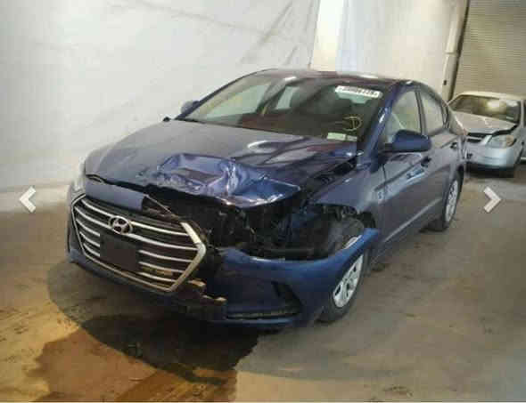 السلام عليكم للبيع النترا موديل 17 رقم اربيل ماشية 131 ألف ميل لا صرف ولا تبخر حادث البنيد فقط بدون ايرباك وبيها طخة خفيفة بالباب الخلفي الأيمن وموز سيارة نظيفة وجاهزة من كل النواحي كل نقص مابيها موجوده في بغداد المشتل للأتصال على الرقم *********** شرط التحويل وكالة ما اسوي تعال شوف السيارة وقتنع وبيك خير وتدلل لان ما اقطع سعر بالأتصال
