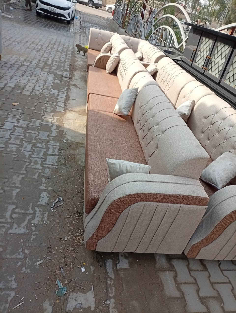 للبيع  ديوجديد شغل  فول 10مقاعد و20مقعد العنوان مقابيل البطاقه الوطنية الاتصال *********** انسب الا سعار بس يمي
