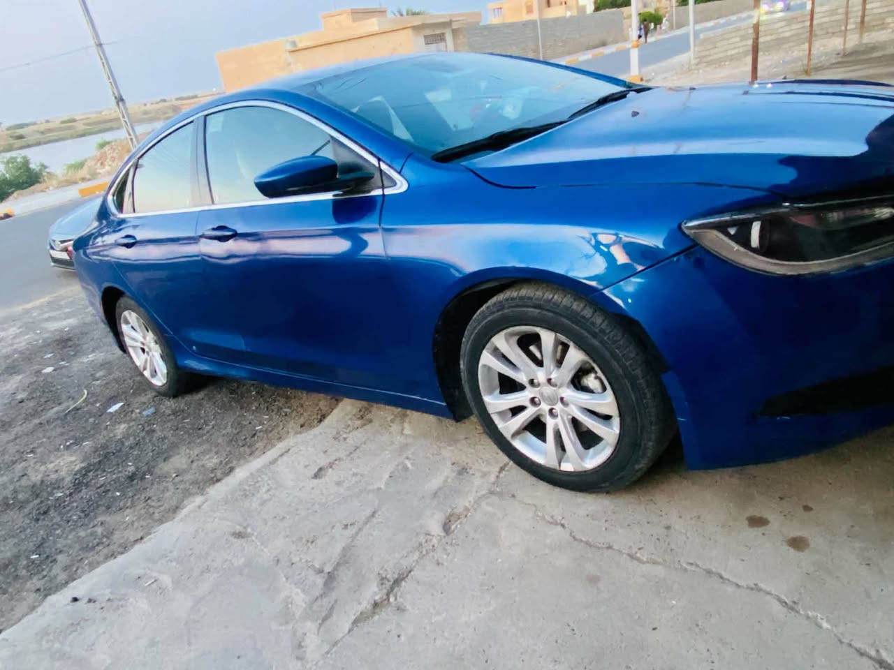 للبيع كرايسلر Chrysler 200) 200) ادوات متوم- بحالة ممتازة
ولون مميز
للبيع سيارة كرايسلر 200، تجمع بين الأناقة الأمريكية والأداء العملي. السيارة نظيفة جداً وجاهزة للاستخدام الفوري.
المواصفات:
(Tigershark) لتر 2.4 سلندر بسعة 4 :المحرك اقتصادي جداً في استهلاك الوقود وقوي الأداء.
اللون: أزرق ملكي (جذاب ومميز).
ناقل الحركة: أوتوماتيك 9 سرعات (تبديلات سلسة).
الحالة العامة: گير ومحرك شرط انطييك بيهن سياارة استعمال منزلي واقتصادية الى درجه ).
المميزات الإضافية: (دخول ذكي، تشغيل بصمة، شاشة, تحكم سكان, مثبت سرعة ، كشنات جلد  ).
السعر المطلوب: (47$) ويرهم مراووس


**إذا كنت صاحب هذا الإعلان وتريد حذفه لأي سبب، رجاءا أرسل رسالة إلى الدعم الفني**