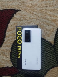 اخوان POCO F5 PRO ذاكرة 512 جهاز جدا نضيف كامل ملحقات السعر 400 العنوا...