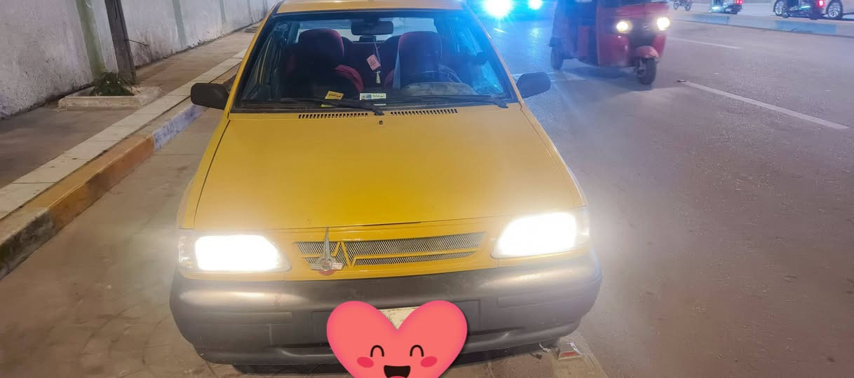 السلام عليكم سايبا 15 كير مكينة شواصي مكفولا بيهة جاملغ امامي مبدل بس بدون دواخل اثر شخوط تايرات جدد تبريد تدفئة شغالات صدر جديد غرفة جديدة السعر 35 وبيهة مجال حك الجية مكانهة بغداد *********** جسر ديالى الجديد
