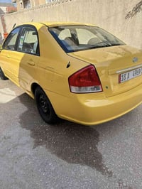 للبيع سبكترا 2009 فول فتحه السياره جاهزة مابيه نقص مكينه وكير وحداديه ...