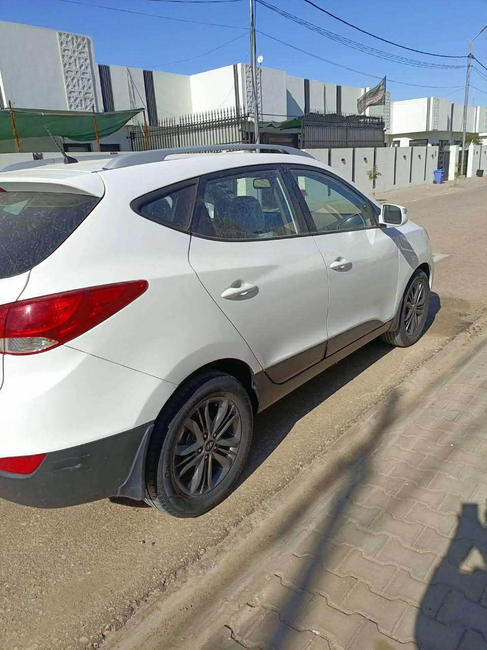 البيع توسان موديل ٢٠١٥ وارد خليجي مكينه وكير مكفولات ٢٠٠٠ دوش تبريد شغال تخم تاير حداديه جديده رقم بغداد دولي بسمنه تحويل مباشر سنوية جديدة علمن سياره بيه قماره شواصي برنكيتات لغود كفاله عامه سعره ١١٧ وبيه مجال العنوان نجف شارع المجمعات *********** و ***********
