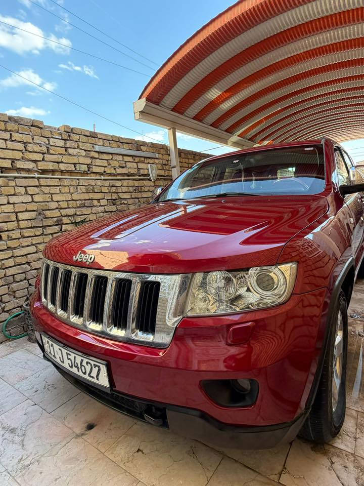 جيب لاريدو ٢٠١٣ خليجي 
الضرر جاملغ الامامي مبدل فقط 
مواصفات السياره 
شاشه كامره حساسات خلفيه 
بصمه تشغيل  فتحه سقف 
4*4
دفع رباعي 
اربع انظمه قياده 
رقم بغداد دولي 
مكان ناصريه مركز 
***********
السعر ١٦٠
