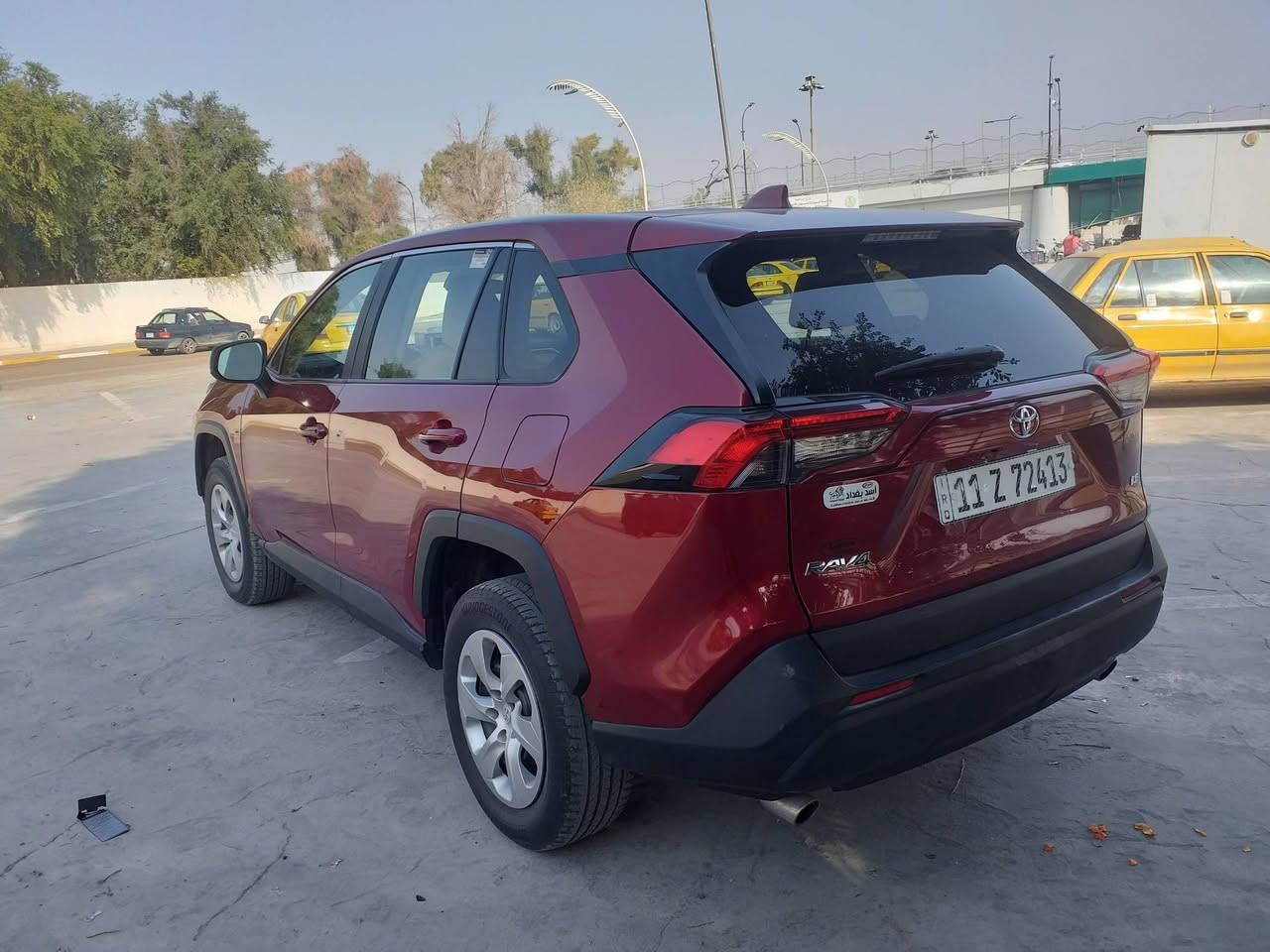 راف فور  LE  2023  دخول جديد بيع أو مراوس السيارة مكفولة بدون صبغ بدون تبديل
مرقم جاهز رقم بغداد 
محرك ٤ سلندر ٢٥٠٠
تحكمات ستيرن  جهتين 
هاند بريك دكمه 
ماشية ٦٥ الف
قطعتين تبريد 
٣ وضعيات قيادة
وبعد هاي مواصفات LE
السيارة مكفولة بدون صبغ بدون تبديل
بيهه تقرير مياه أمطار بسيط
السيارة شغالة من امريكا
السعر 226  بيهه مجال بسيط  
موبايل  ***********  ابو طيبة /الكاظمية
