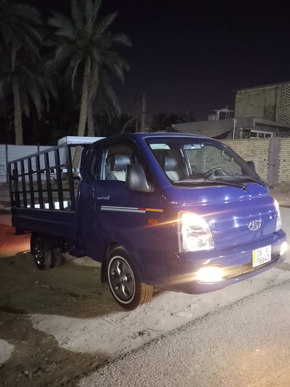 السلام عليكم سياره للبيع السعر ارخص مكان نجف موديل 23 رقم الهاتف ***********
