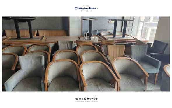 اغراض مطعم للبيع سبالت الواحد 400$كراسي اربعه وميز 100$براد 15ورقة$ واكو غراض مطعم كامله موجودة اربيل ***********
