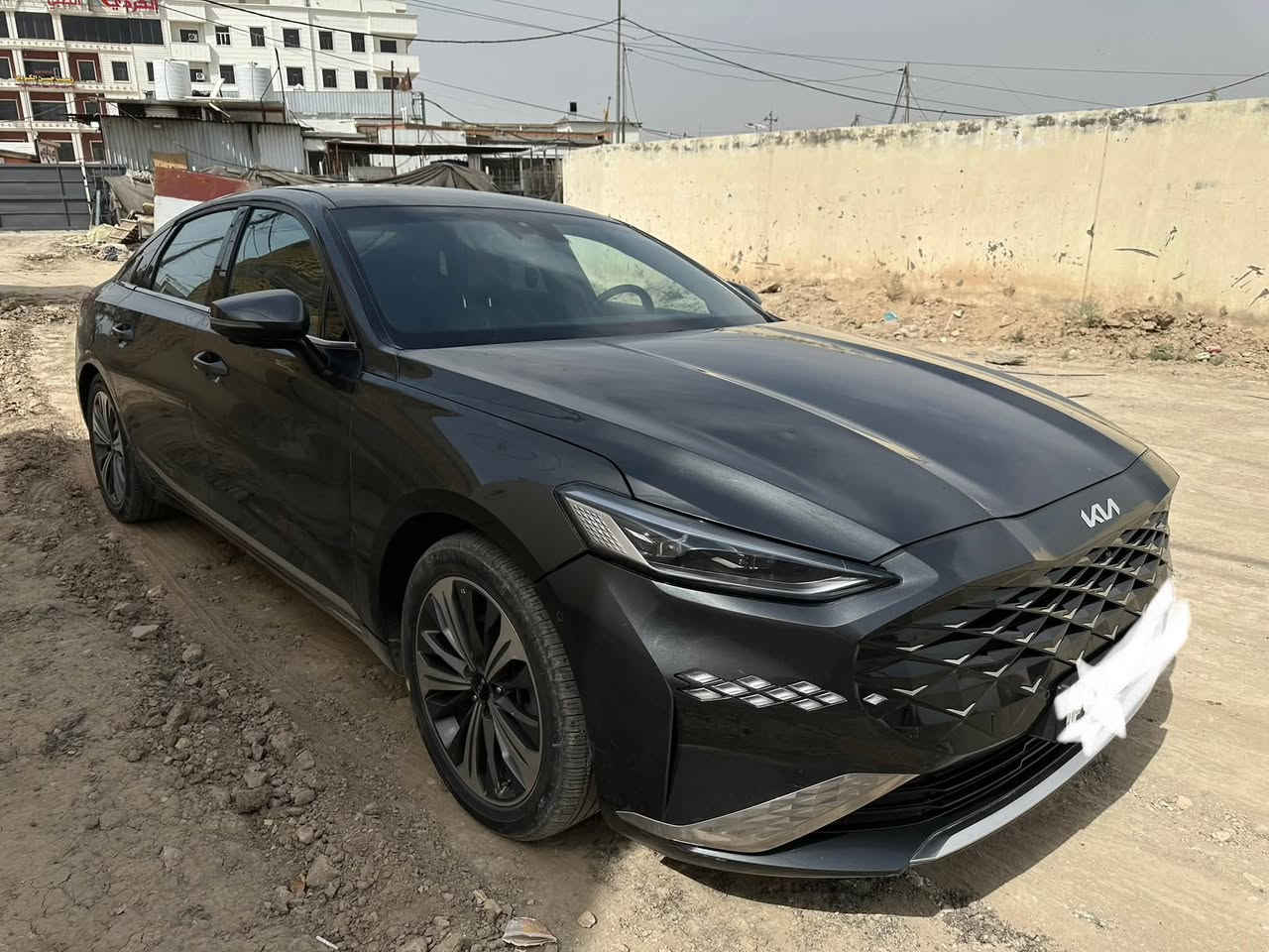 � للبيع: كيا K8 موديل 2023 فل مواصفات 🔥

سيارة Kia K8 2023 للبيع بحالة ممتازة جداً، استعمال شخصي ونظيف.
📌مكينه 1600 تيربو هايبرد يعني سريع ✈️وقتصادي 
📌 الموديل: 2023
📌 الممشى: 54 ألف كم (قابل للزيادة)
📌 اللون: رصاصي طوخ
📌 المواصفات: فل مواصفات عدا بانوراما
📌 الحالة: نظيفة جداً 
📌تبريد ثلج 

✨ المميزات:
*فول واحد ع واحد اعلئ موصفات بل k8 عدا البانوراما 
* مساج كرسي السائق 
* كاميرات 360°
* حساسات أمامي وخلفي
* تشغيل بصمة + تشغيل عن بعد تمشي وترجع بلبصمه 
* شاشات كبيرة + Apple CarPlay / Android Auto
* تبريد وتسخين مقاعد
* رادار + نظام المحافظة على المسار
* كراسي جلد فاخرة
*بعد بيه هواي موصفات مينعدن 

🚗 السيارة استخدام شخصي، مريحة جداً بالسفر وثابتة بالطريق
💰 السعر: (تم تنزيل السعر بسبب ضروف وما اتوقع تحصل بهجي سعر بلسوك 159 ورقه )

📞 للتواصل: (***********)
📍 الموقع: (الديوانية )
