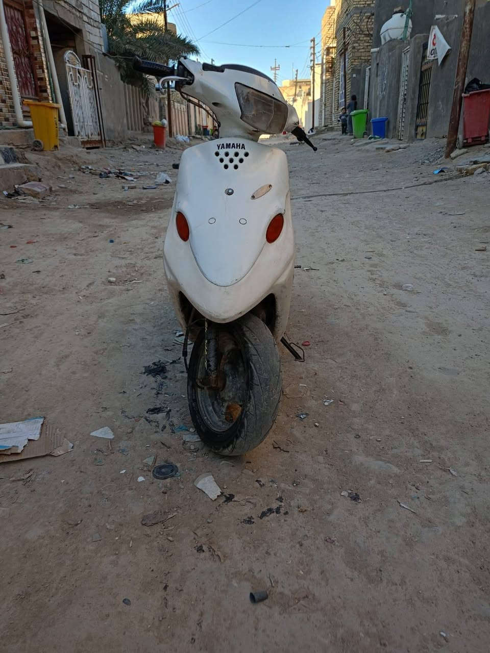 السلام عليكم ورحمة الله وبركاته 
السعر 180
دراجة ياماها نوع بيجي شغاله من طول لطول عدا السلف عوزه راجز (زوج تاير جديد/دبل خلفي جديد/اشاير وره وكدام جديد /لايت زنون ناصي عالي جديد لايت خلفي جديد /عداد السرعه شغال /عداد البانزين شغال /قفل ستيرن شغال/قفل جنطه شغال/باتري جديد/كلجات جدد /قايش جديد) عمي هاي الدراجه ومكاني ناصريه مركز شغاله من اول هندر 
*********** واتساب
