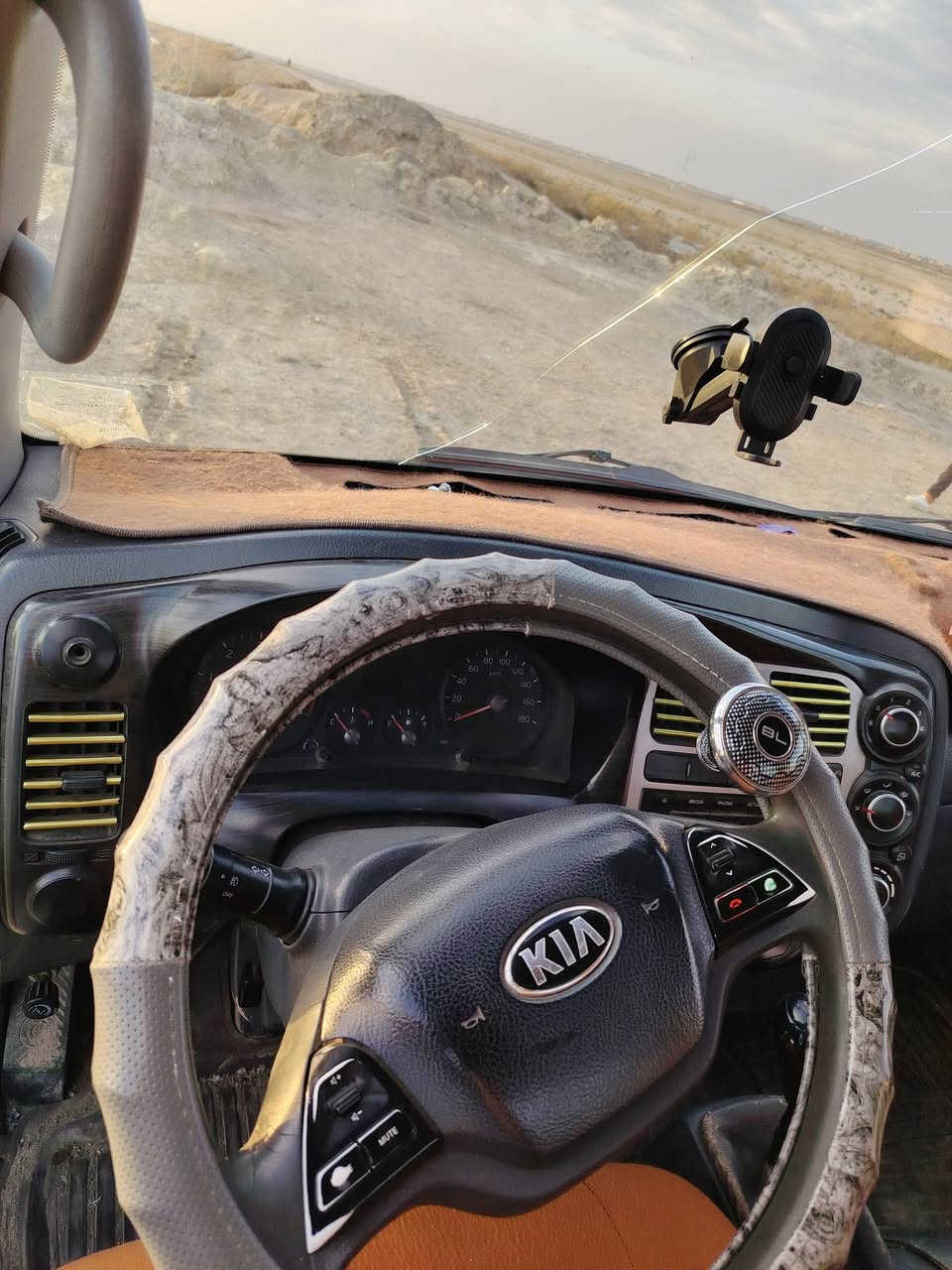 سلام عليكم  كيه حمل نثيه مديل 17سياره  جاهزه مجهزه ما بيهه نقص مكينه وكير وكسن وكشر السياره مكفوله ما عده بنيد فقط والباقي مكفول مشروع وطني مداور ثاني يوم سعر 103   بيهه مجال تصل عل رقم  ***********  سياره داخله تكسي صلاوات علئ محمد وما ذب عليهه دينار
