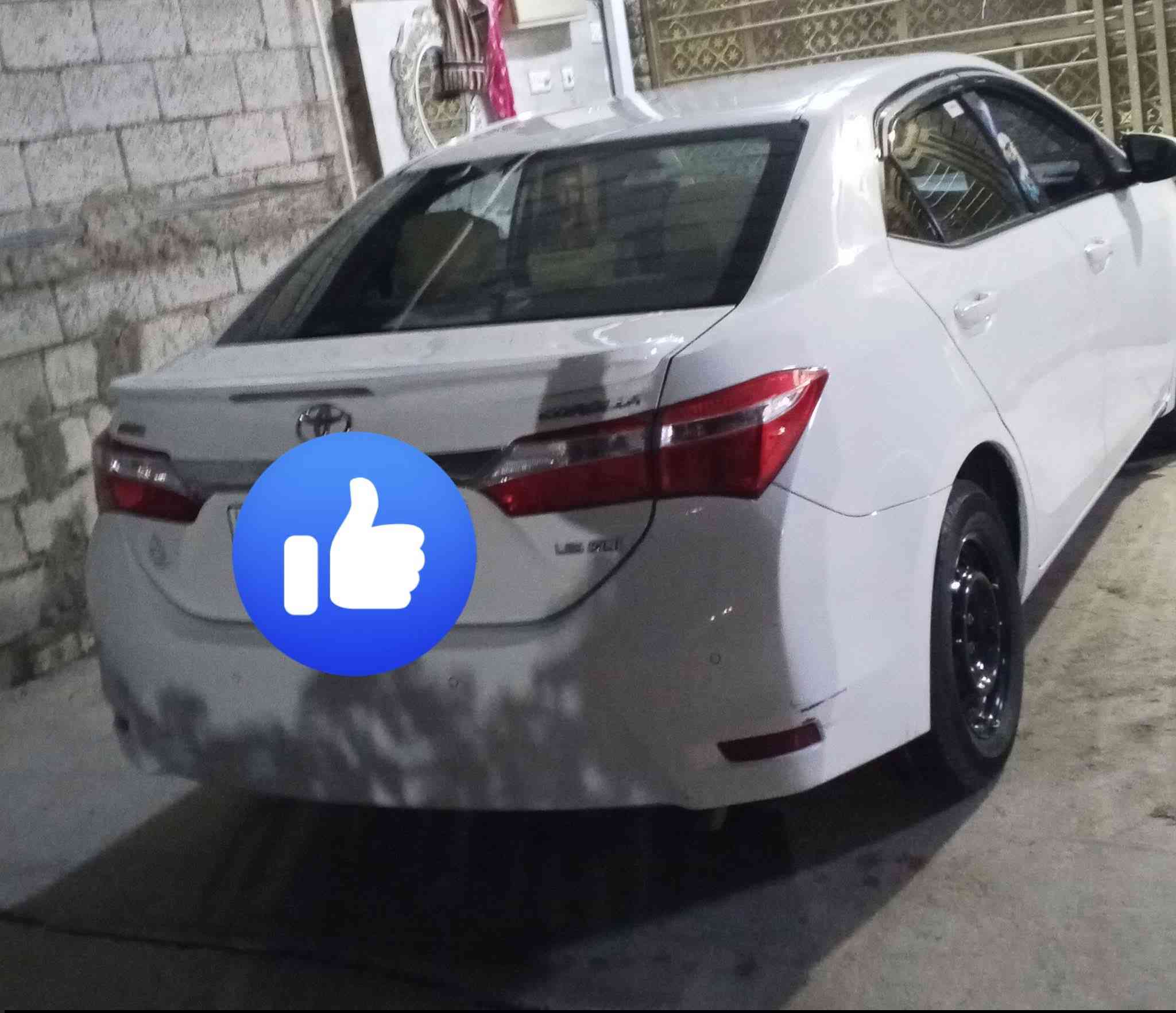 سلام عليكم كورلا 2015 خليجي ماشيةمية مكفولة من  الصبغ كيرمحرك تبريد رقم بغداد انكليزي  واحنه بخدمة الطيبين مكان السيارة بغداد رقم الهاتف ***********
