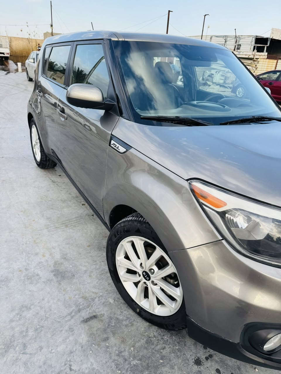 كيةصول موديل 2018 سيارة كاملة ما بيهة اي نقص رقم وسنوية جديد رقم اربيل تريد وكالة تريد تحويل السعر 117.    ***********
