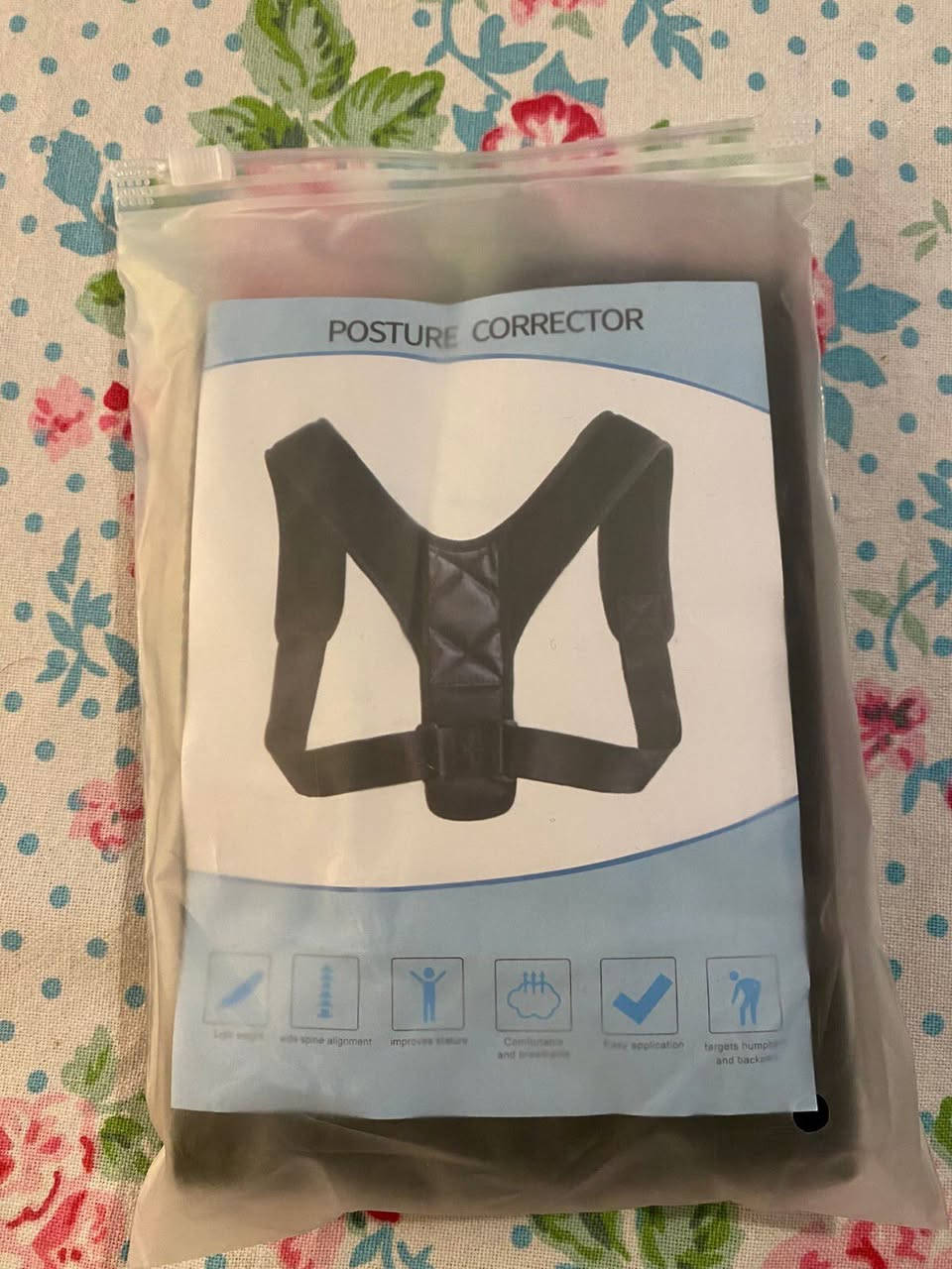 حزام تعديل لوضعية الظهر (Posture Corrector) مصمم لدعم الكتفين وتصحيح انحناء الظهر.
يتميز الحزام بتصميم قابل للتعديل ليناسب مختلف الأحجام، ويأتي بأسلوب الجنسين (Unisex) للرجال والنساء.
يهدف هذا المنتج إلى تخفيف آلام الظهر والكتف الناتجة عن وضعيات الجلوس الخاطئة.

سعر القطعه 4 الف 

متوفر توصيل بغداد 4 الف والمحافظات 5 الف 
فضلا سوي لايك ومتابعه للصفحه 🙏 واكون شاكر للكل 

المهم كل القطع اصليه وذات منشأ عالمي 
اي طلب مو نفس مواصفات المعروضه الك حق الاسترجاع 
بدون متدفع اي شي ✌️

سوي لايك ومتابعه للصفحه 😍
حتى تشوف بقيه العروض والتخفيضات 😘
للاستفسار والحجز مراسله الصفحه 
او الاتصال وتس اب بالرقم 
***********
***********
موقعنا بغداد الزعفرانيه
