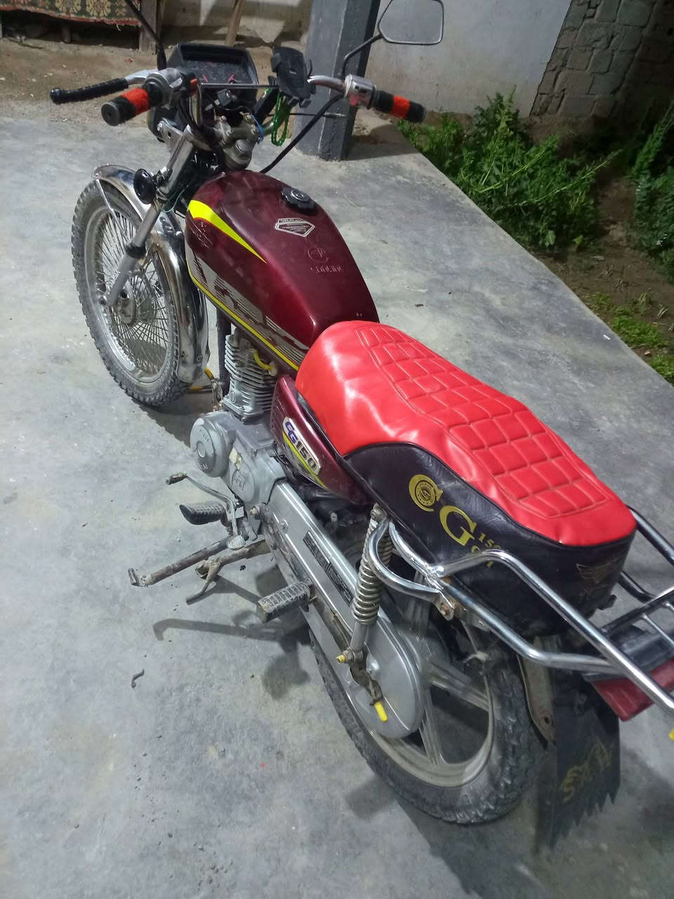 سلام عليكم نامه برو موديل 20 اوراق ضايعة
4كير للبيع او مراوس مكاني شهربان سنسل رقم الهاتف ***********
سعر 350بي مجال
