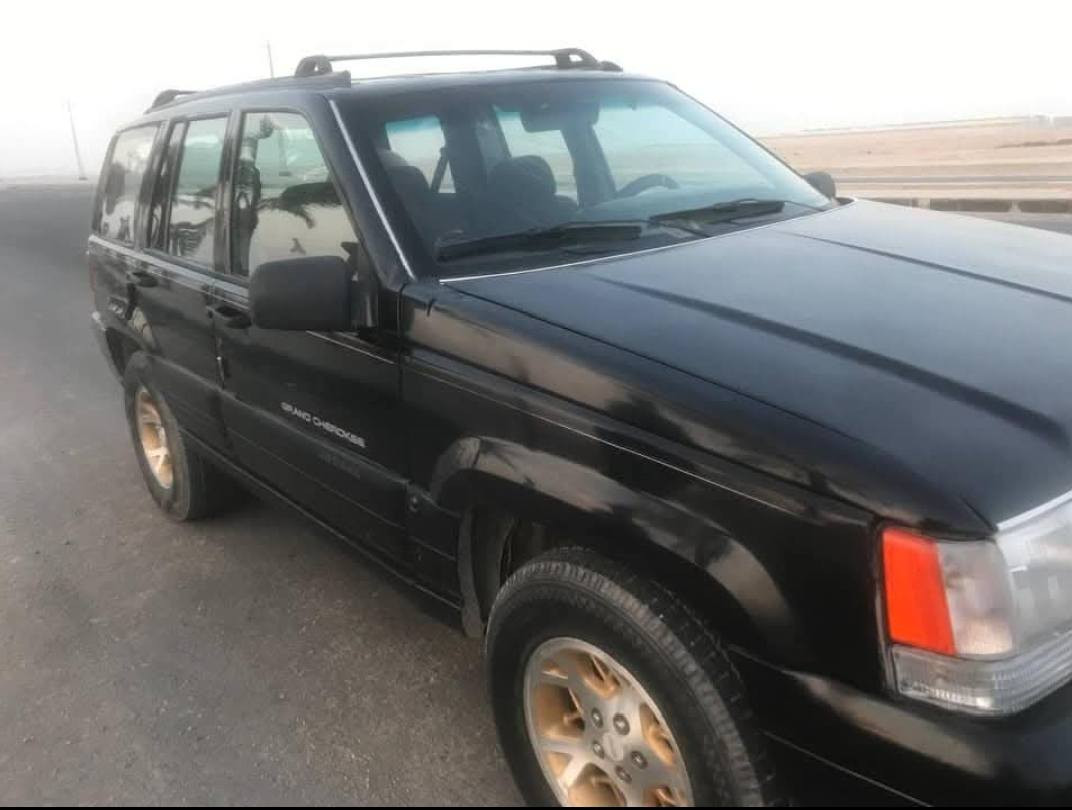 جيب شيروكي 97  محور راس الثور كير مكينه جديدات بدي وشاصي نظيف  و كهربائيات كامله  ونظيفه الحدادية60%سعر 50
 *********** النجف, العراق
