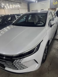 سلام وعليكم حبايب سيارات قسط مقدمه ٩ مليون وبل شهر ٥٠٠ الف  سكن مو وحد...