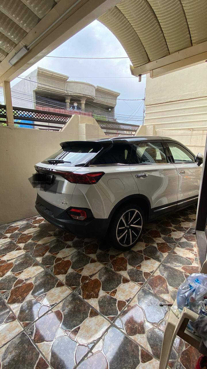 السلام عليكم  سيارة بيستون تي ٧٧ موديل ٢٠٢٣ للبيع  السياره اقساط واصل للشركه ١٦ مليون  سعر البيع ١٣ مليون وبيه مجال الهاتف ***********عنوان السياره بغداد
