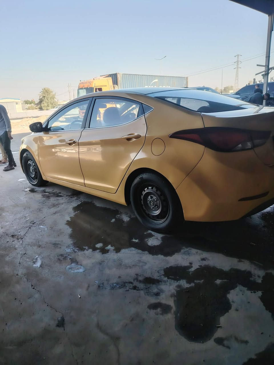 النترا خليجي 16 مكينه 1600 جاملغ 2 بارد خلفي والامامي بارد السعر 100 مكاني بغداد التاجي 
الرقم ***********
