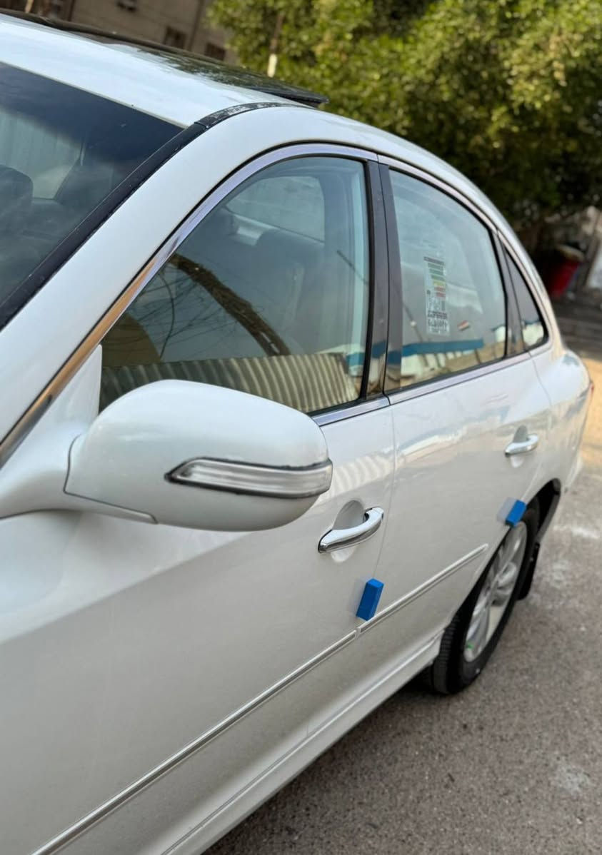 السلام عليكم هونداي ازيره موديل 2011 سبورت رياضي وارد خليجي ماشيه 104 فول مواصفات فتحه مري شفط شاير بل مري تحكمات ستيرن جهتين رقم بغداد دولي بسمي ثاني يوم تحويل كير  محرك 6 سلندر 2700 مكفولات من البخار ول راجز ول صوت تخم تاير جديد صدر امامي خلفي بيها مكانات قليله صبغ ضربه بخشم الجاملغ الامامي السياره جديده مال بيت جديده بمعنه الكلمه السعر انتصل وتدلل رقمي الهاتف***********
الشراي نتصل ويدلل
