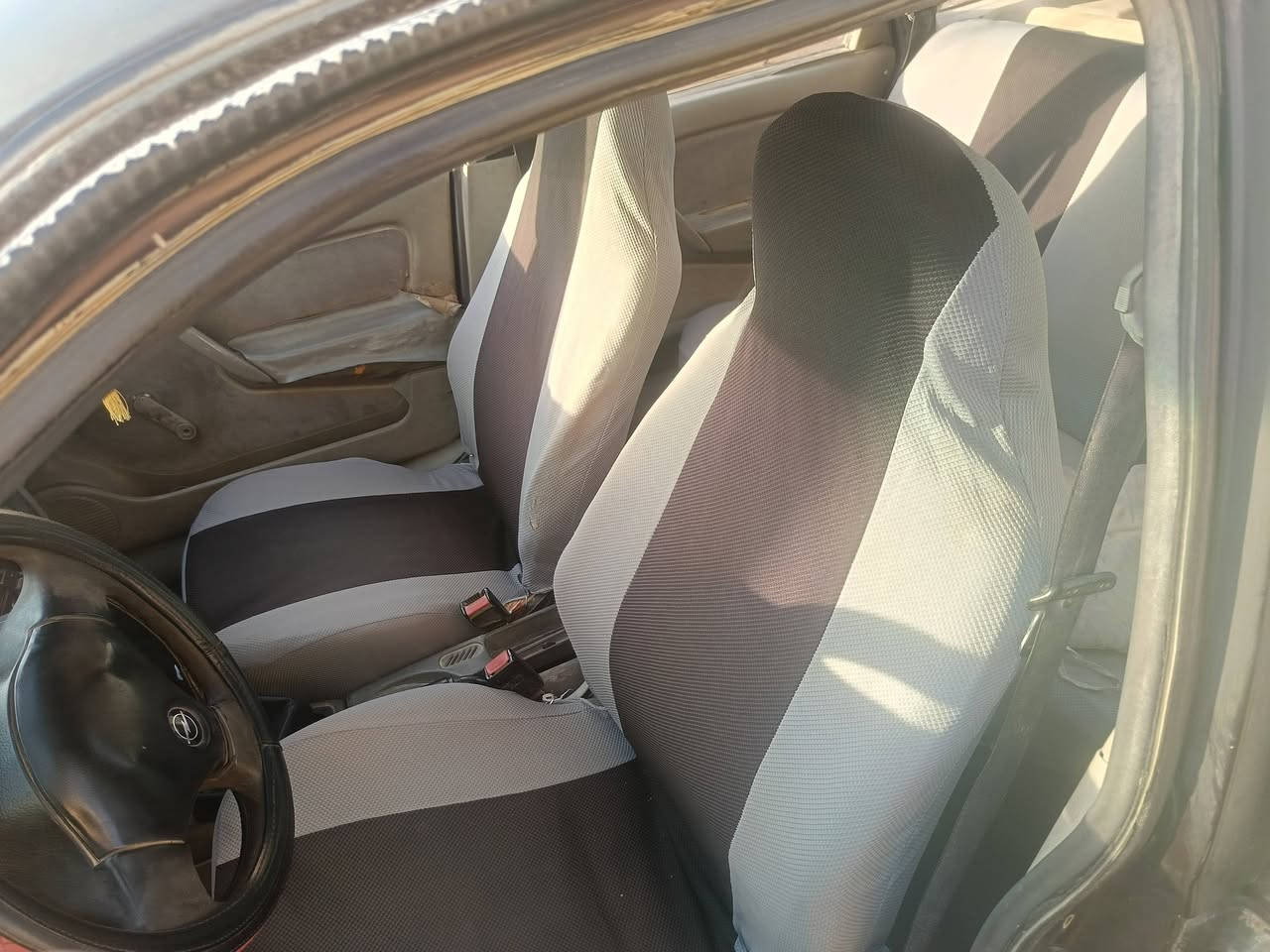 فكترا حجم 20 بلادي رقم جديد رقم مسطرة جديد شرط التحويل موديل 90 . السعر 35
***********
