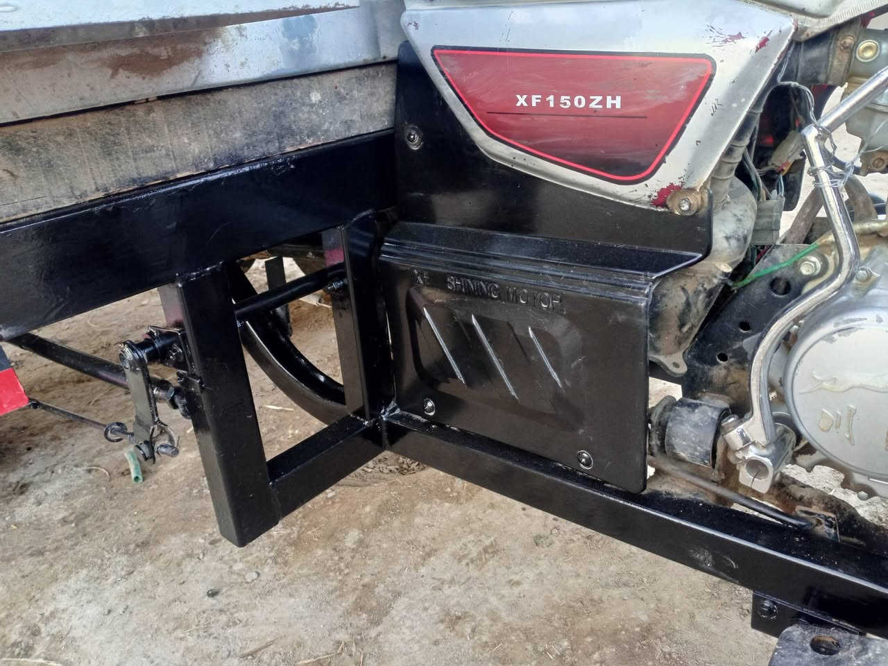 السلام عليكم ستوته لبيع مديل 2016 محرك 23 بيه مكفوله رقم الهاتف ***********
