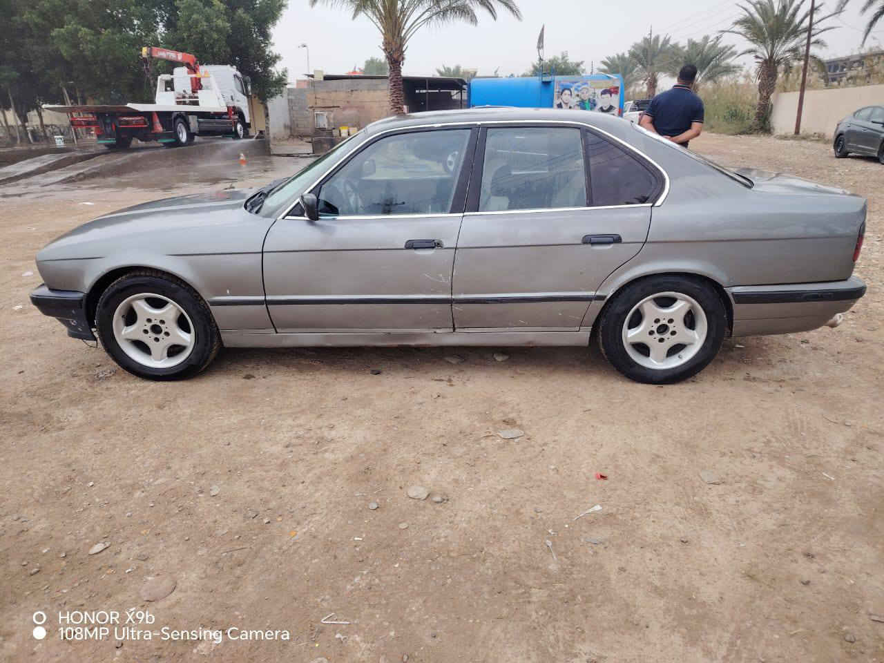 السلام عليكم بي ام موديل 91 للبيع محرك مسكر 25 تبريد ثلج سيارة جاهزة صاحبه يريد تحويل السعر 45 وبيه مجال بسيط ***********.  ***********
