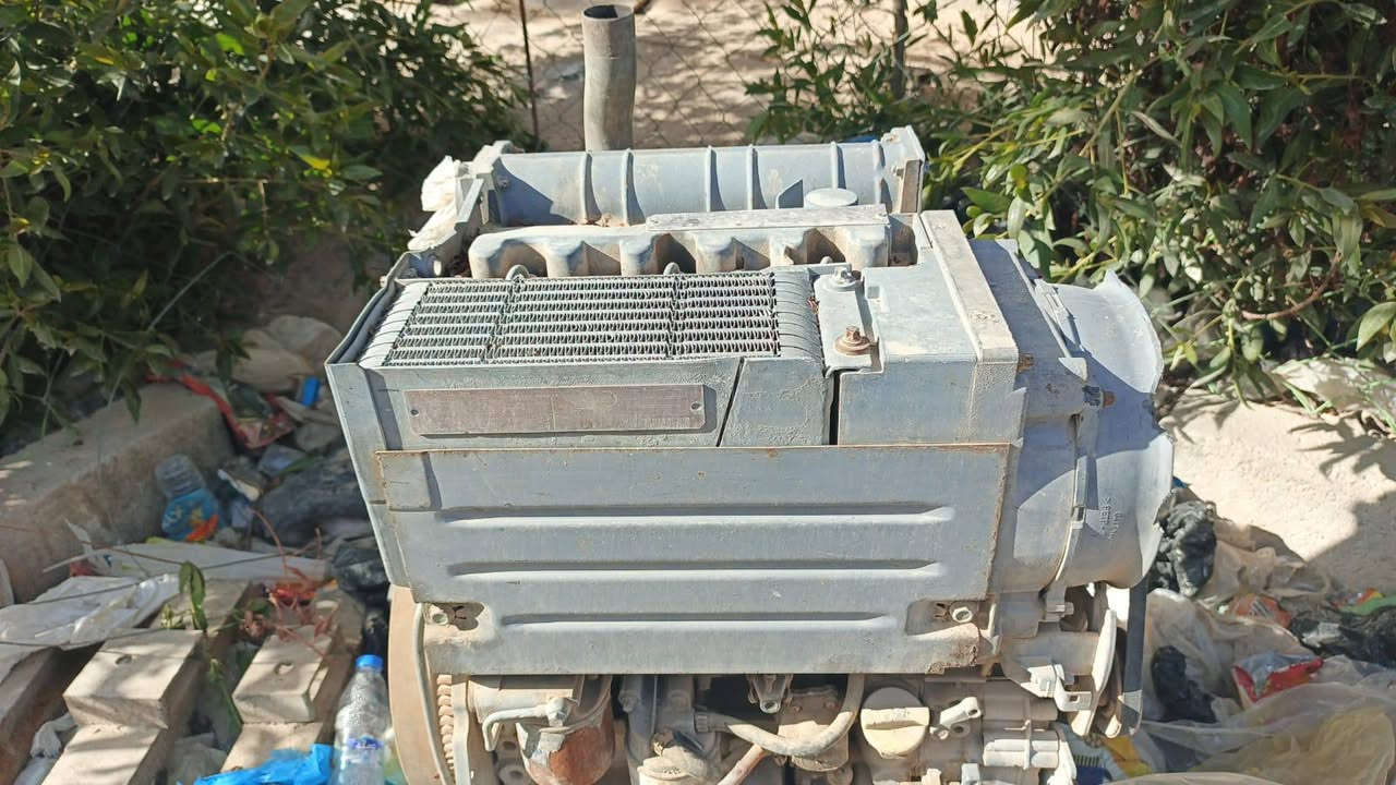 سلام عليكم 
محرك للبيع دويز الماني 3 بستم موديل حديث 2011 سابقا مشتغل مولد كهرباء 
مكفول من التصليح وشرط الشغل 
السعر 8 ورقات 
العنوان كربلاء 
*********** اتصل أو  وات ساب
