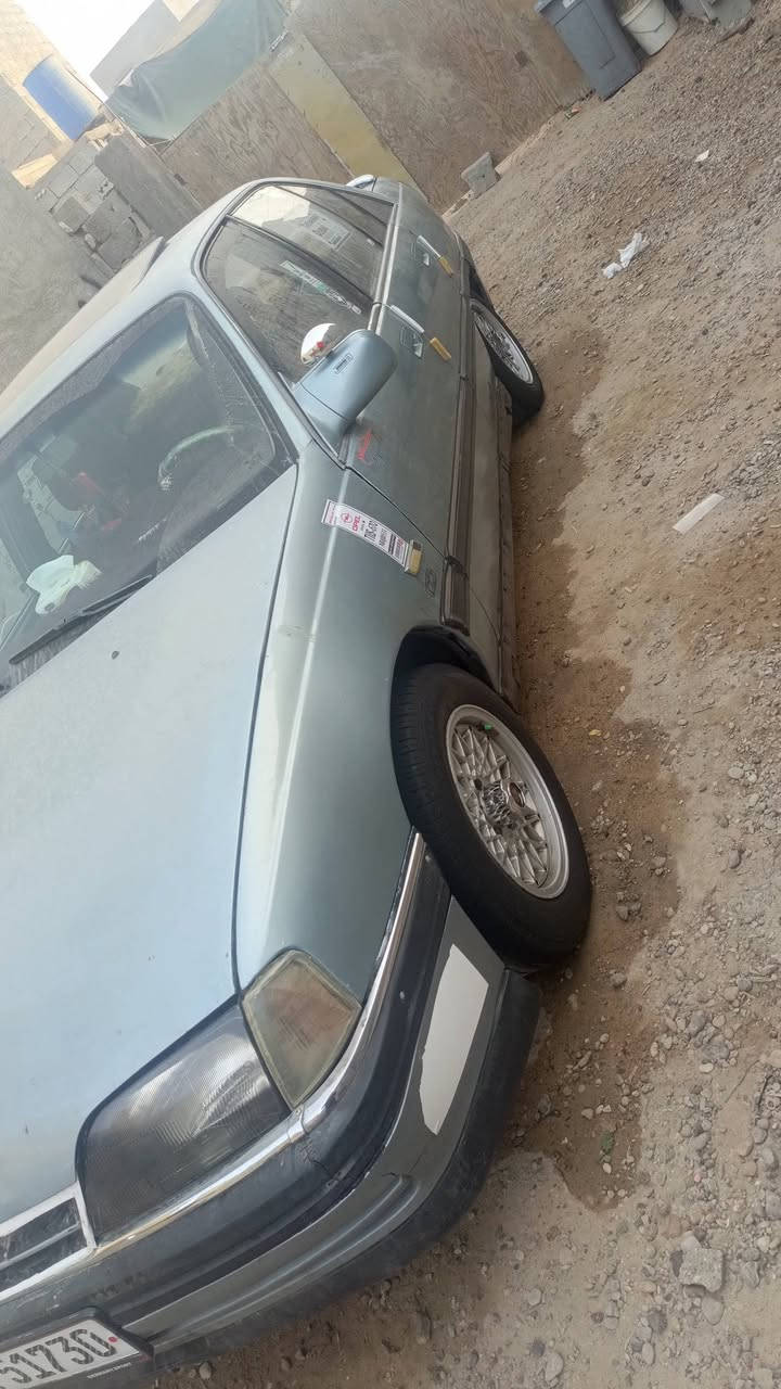 السلام عليكم باسمي اني 2030 موديل 91 محرك 2000 بلادي العنوان رمادي بذياب السياره مصبوغه جماليه السعر خاص خاص ***********
