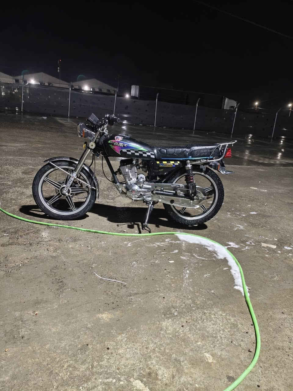 بارت عيتاني راس 200 كهرباء كامل شغال  راس المكينه مفتوحه  سعر ٤٠٠ الف ومجال اللشراي مكاني اربيل غزنه ***********2
