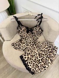 تراك ثراء • درزن 84