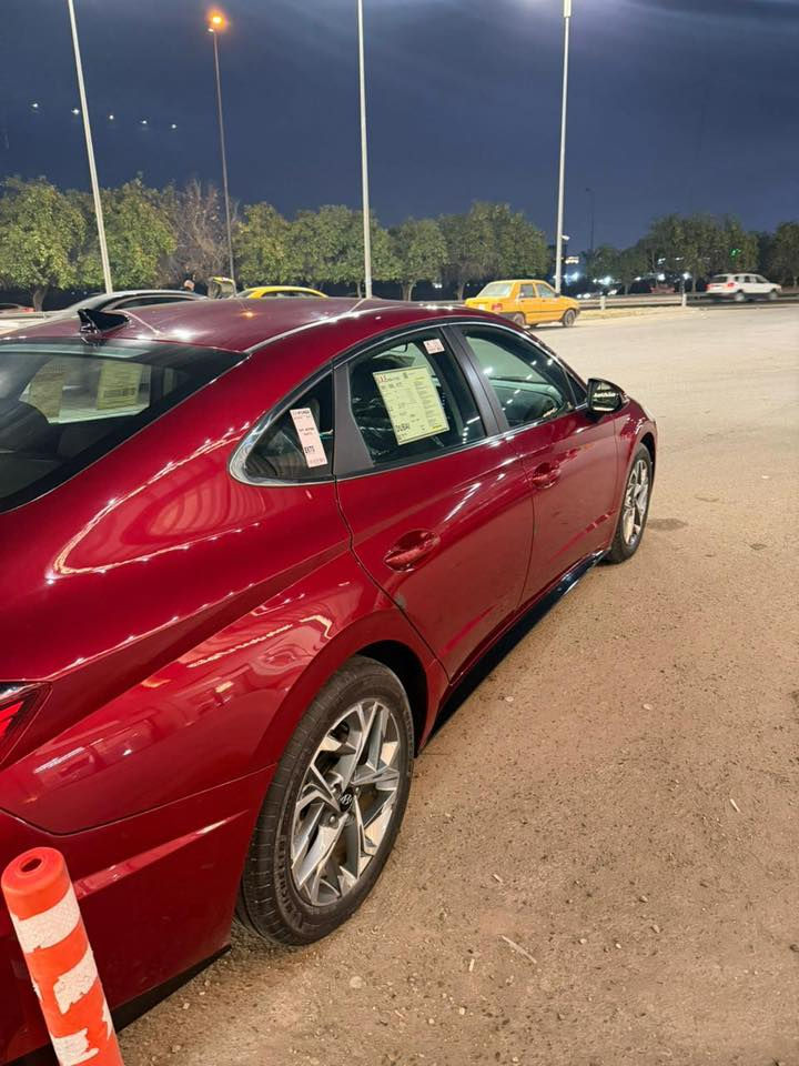 سلام عليكم
 سوناتاموديل. 2023
وارد امريكي
فول مواصفات عدا الفتحه كشن كهرباء رادار
ومعروفه مواصفاتها
قطعه وحده صبغ باب حادث خفيف بجم كبس محرك 2500
السياره جديده ميحتاجلها اي نقص
السعر 185 وبيها مجال 
مكان  السياره بغداد. 
الاستسفار ***********
