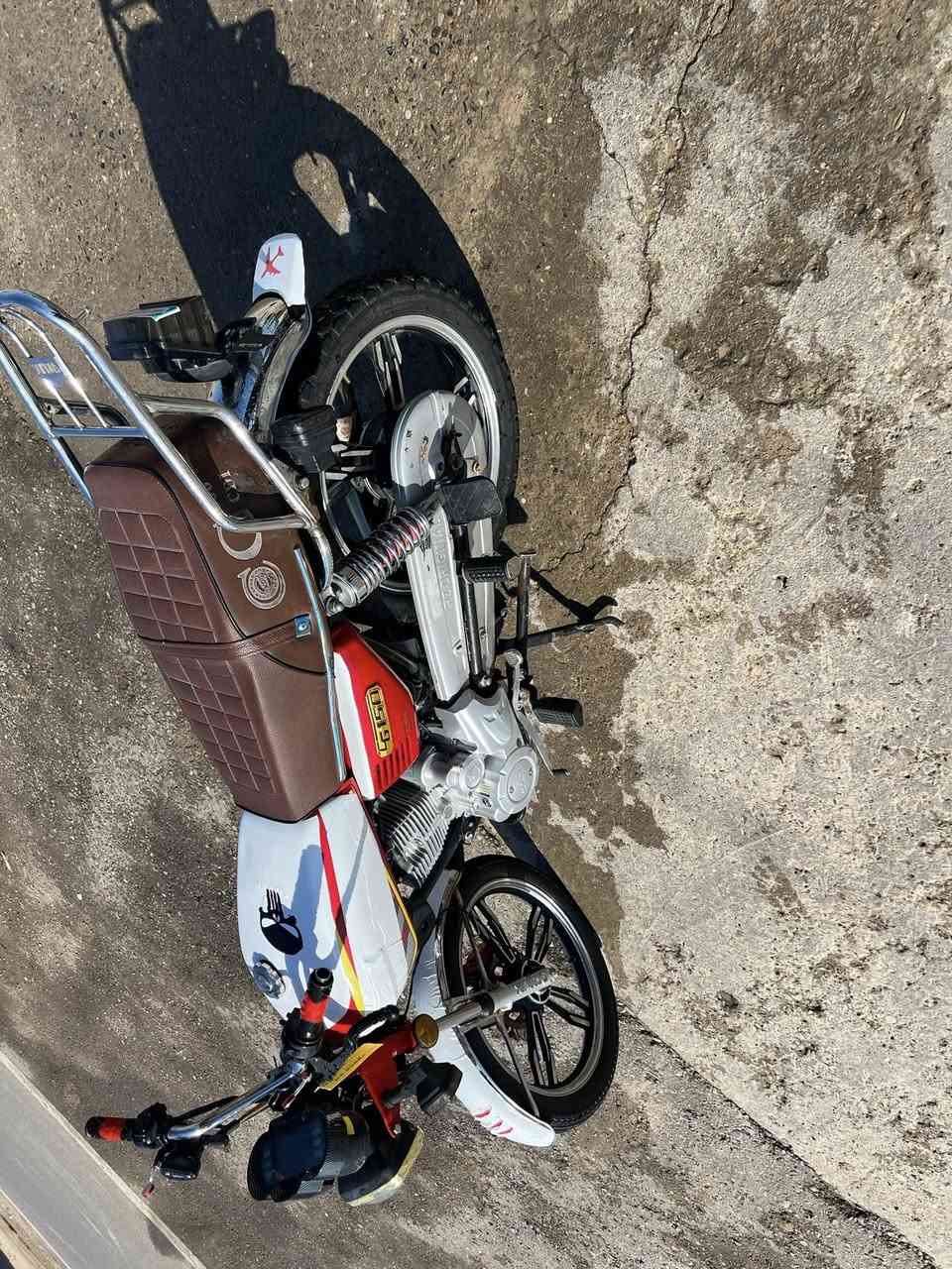 دراجه سيفان للبيع 
مديل 24 كفاله عامه أوراق كامله 
اي نقص مابيه دشبول عرض 
مكان ديالى كنعان شراي تعال خاص ؟


**إذا كنت صاحب هذا الإعلان وتريد حذفه لأي سبب، رجاءا أرسل رسالة إلى الدعم الفني**