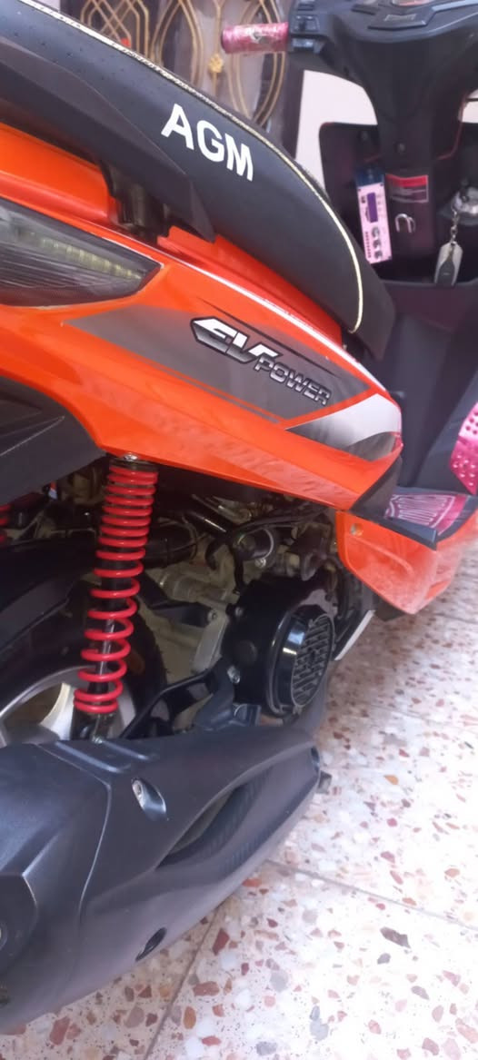 دراجه اف س "FS" 
دراجه مكفوله كفاله عامه 
 قفل ستيرن 
حتى سماعات بيه
الدراجه نكره سلف بكل وقت 
أي نقص مابيها ترايك وين متريد  
انسه شي اسمه عطل فول نظافة 💯
السعر 750 وبيه مجال
مكاني ناصرية - مركز
/*********** /للستفسار
دراجه انضف من صوره
