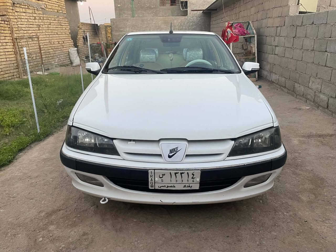 السلام عليكم بيجو بارص موديل 23 ابيض محجوزه سياره كفاله عده الجاملغ الخلفي بي بارد كد شبر يم قبق البانزين السيارة كله على البلاد تخم تاير جديد دوشمه ارضيه وكشنات وجنطه صدر امامي خلفي جديد رقم بغداد شرط وكاله السياره ماشيه 73 مكاني واسط السعر 75رقمي  ***********
