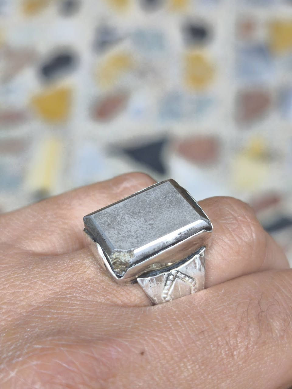 السلام عليكم  ورحمتة الله وبركاته 

خاتم حديد صيني ابيض وزن ثقيل خامه جديده غير منقوش
قياس الخاتم ٢٦
سعر الخاتم ٧٥ الف
بيع فقط يوجود توصيل


**إذا كنت صاحب هذا الإعلان وتريد حذفه لأي سبب، رجاءا أرسل رسالة إلى الدعم الفني**