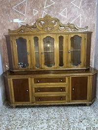 معرض نضيف للبيع المكان الزعفرانيه دور الشرطه الرقم 07713050585