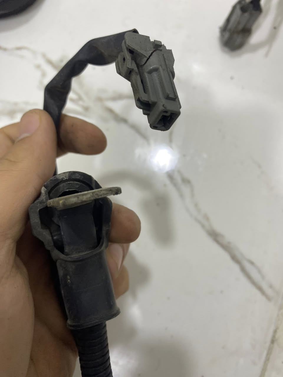 السلام علبكم
متوفرة فييش كيا سبكترا وكذلك موجودة طفيرة كيا سبكترا ٢٠٠٨ ( ملاحظة الظفيرة ابيعها فحم ) 
متواجد على الخاص


**إذا كنت صاحب هذا الإعلان وتريد حذفه لأي سبب، رجاءا أرسل رسالة إلى الدعم الفني**