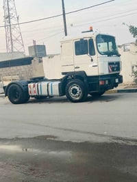 مان صقر  تنكر للبيع مديل 1995  سنوية منتهية  3لوحات  رقم بصرة سعر 75 و...