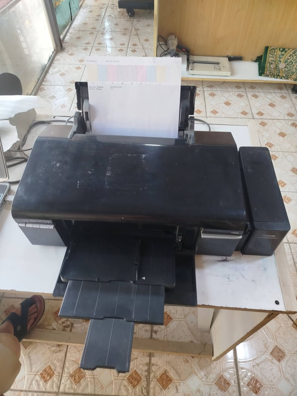 طابعتين للبيع وبسعر مناسب 
١ ـ ريكو 430
٢ ـ ابسون 805
للاستفسار الاتصال على الرقم 
***********
