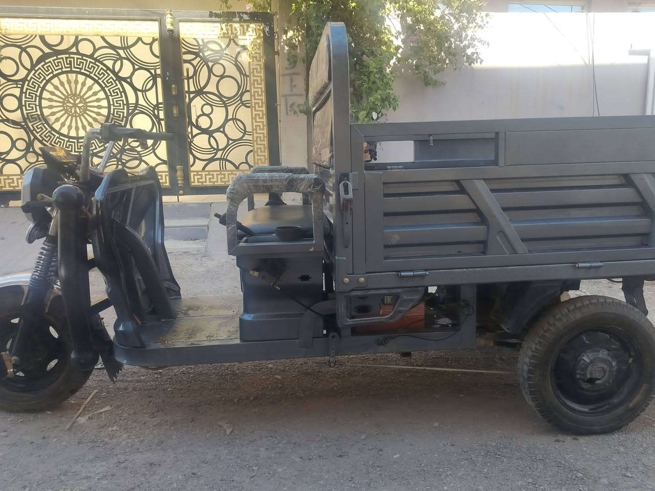 متاح ستوته شحن موديل 25 بطاريات جدد كامله اي نقص مابيه السعر مليون و100 بغداد الجزيرة السياحيه هاتف ***********
