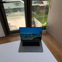 💻🟥 M2 Max 16 inch🟥  ➡️ 1 Tb hard ➡️ 64 GB RAM 30C GPU 12C CPU 🔺 Cycle ...