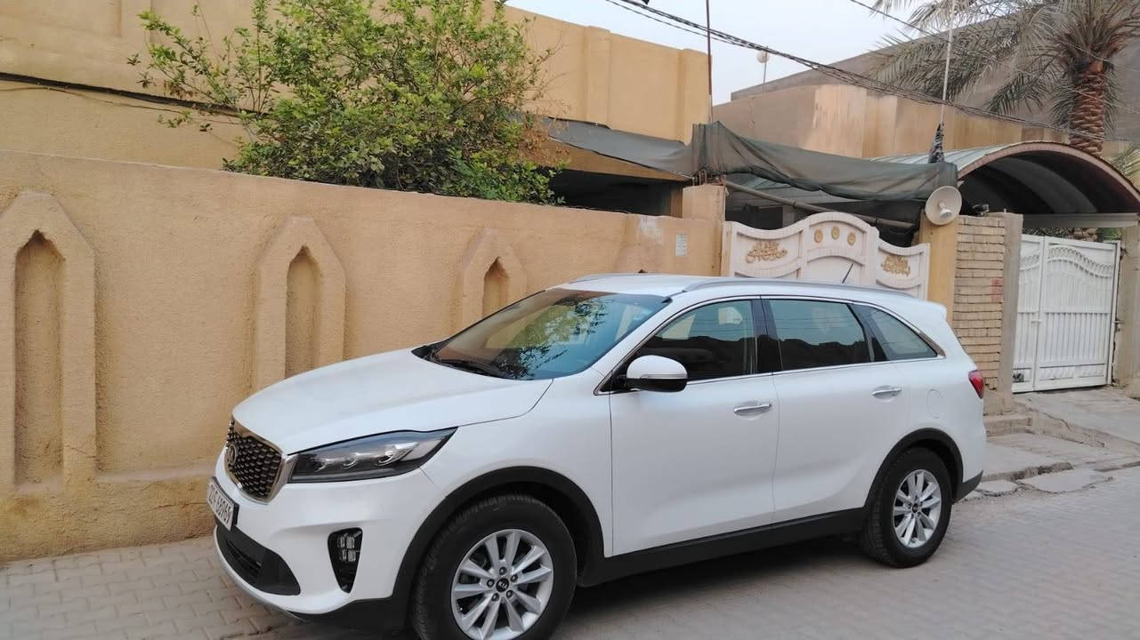 السلام عليكم
سورنتو امريكي موديل 2020 رقم اربيل باسمي تريد تحويل او وكالة اني حاضر محرك 4 سلندر 7 راكب ماشية 69 الف ميل حادثها جاملغ الامامي الايمن وبنيد بدون ايرباك وبدون دواخل سيارة جاهزة مكينه مامفتوحه سعرها 180 وبيها مجال للاتصال ***********
