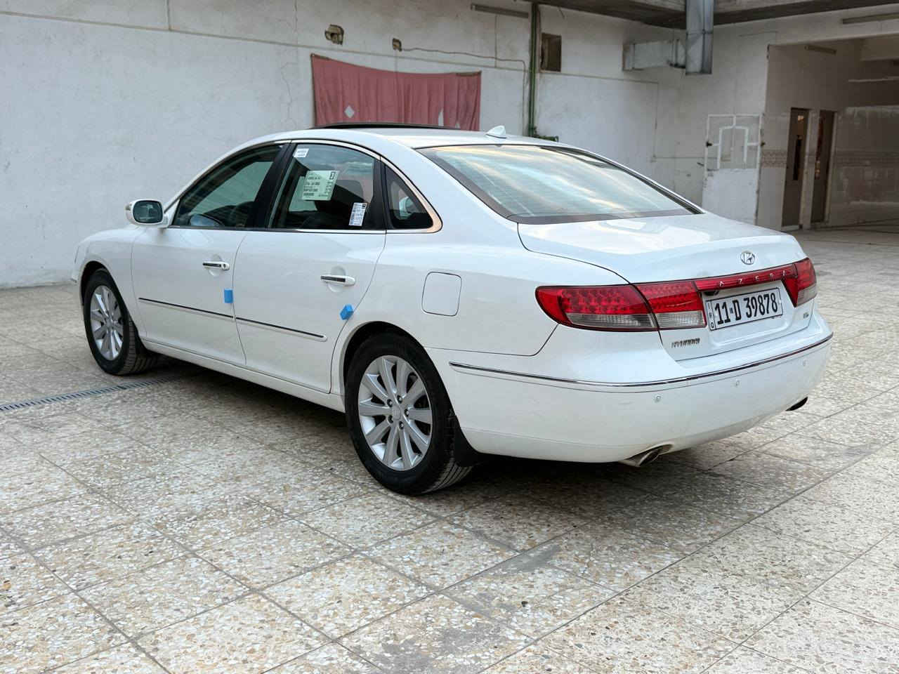 السلام عليكم ازيرا خليجية 2009 رقم بغداد بسمي فوول مواصفات محرك 3300 بيه صبغ جاملغ امامي جهه اليمين مع جاملغ خلفي اثر جراد بدون معجون بدون دواخل باقي السياره مكفوله على الفحص سيارة جديدة وجاهزة ما بيه اي نقص محرك كير مكفولات صدر امامي خلفي جديد تخم تاير جديد للاستفسار *********** السعر 100 ورقة مكان بغداد
