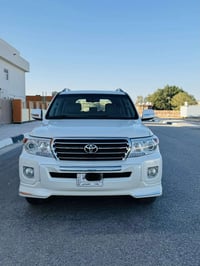 لاندكروز GXR • ٢٠١٥ • كفاله عامه