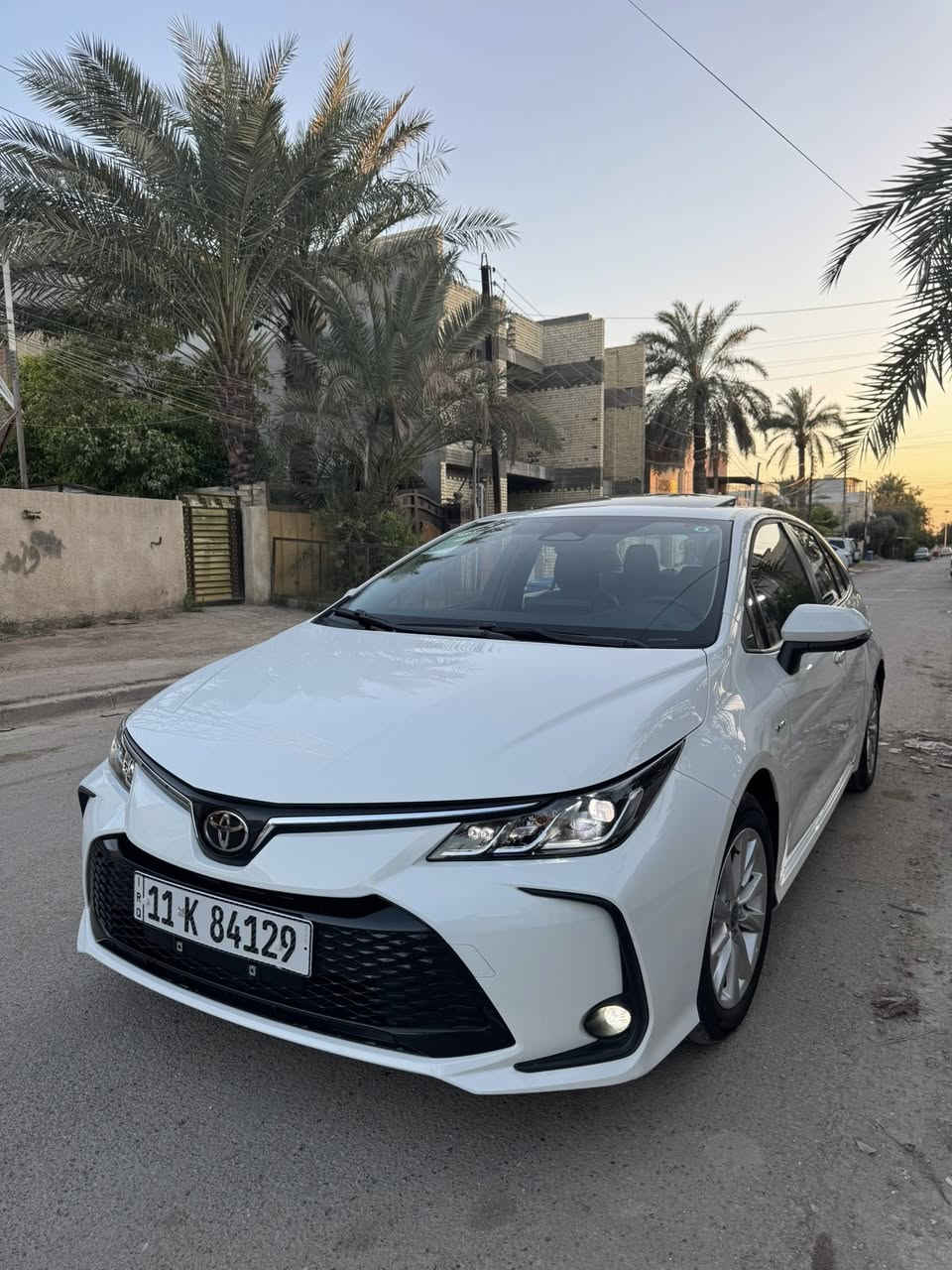 سلام عليكم
كورلا 2025 وارد صيني شكل الخليجي 
رقم بغداد  تحويل ثاني يوم
مواصفاتها معروفه
بصمه.  فتحه.  مانع تصدام.  رادار.  تحديد مسار.  مثبت سرعه.  تحكمات سترين كامله.   مودات قياده ايكو نورمال سبورت.  هاند بريك كهربائي.  اوتو هولد. 
ماشيه ١٣ الف 
((ربع الدعاميه الخلفيه صبغ ورصعتين وحده بالصندوق اصبع  + وحده بالحوض قدر شبر))
مكاني بغداد العامريه 
السعر 150$  وبيها مجال بسيط جدا
*********** محمد
